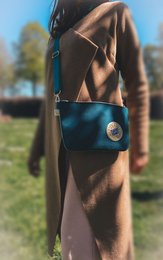 PEACHES' PLANET Crossbody Bag & Hüfttasche GREEN ADVENTURES