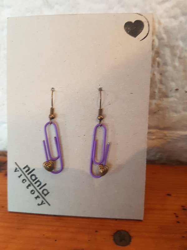 Pendientes de clip personalizados morados | por lovebynlanla