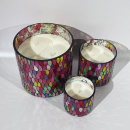 Bunte Wonderlight-Kerzen / Kerzenhalter