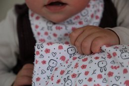 Nouveau coffret cadeau bébé, coffret cadeau Eco, bavoir bébé, lingettes bébé réutilisables, chiffon rot, cadeau nouvelle maman, bavoir dribble