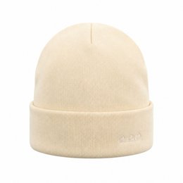 K5001DB | ORTLES - Unisex Cap in Tubular Stockinette Knit Made in Italy. Milk colour