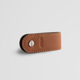 Organizzatore di chiavi minimalista in pelle marrone