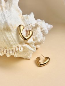 Minimalist Creole Heart in golden stainless steel