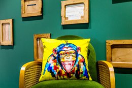 Funky Monkey Kissen von Vincent Richeux