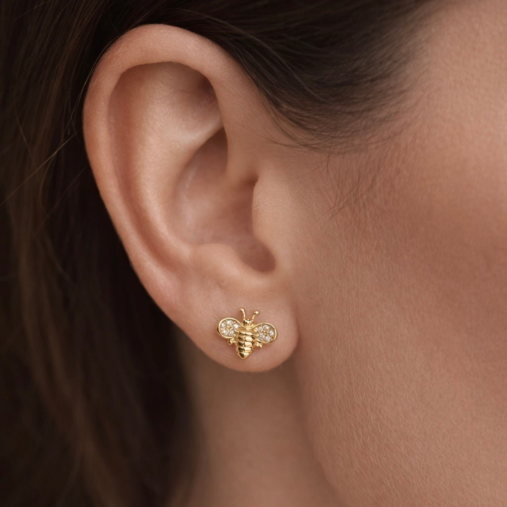 Bee Love – Bijenoorknopjes met zirkonen