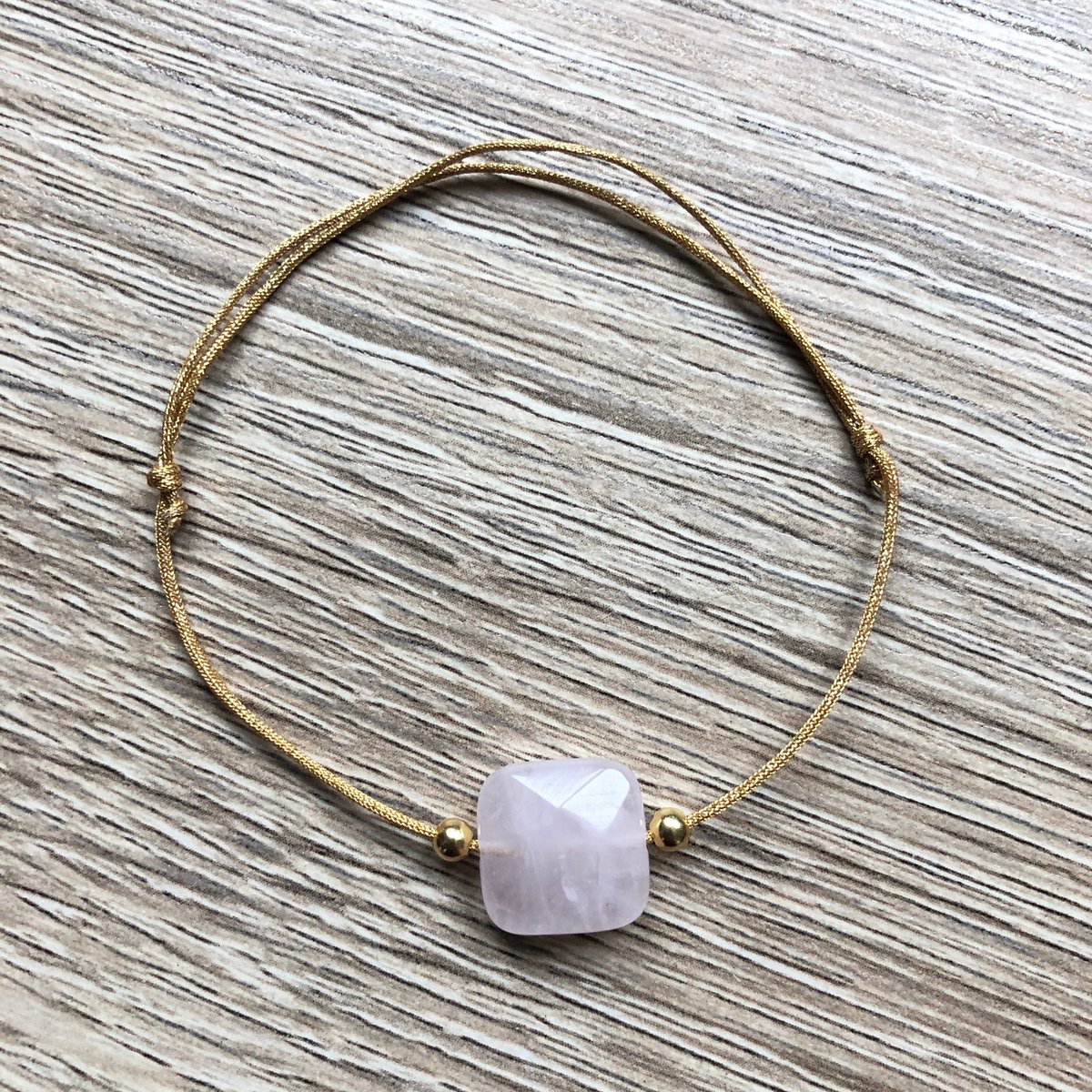 Pulsera de cordón deslizante Mia bañada en oro