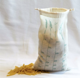 Organic cotton measuring bag with a natural, earthy design. Made of sustainable materials.