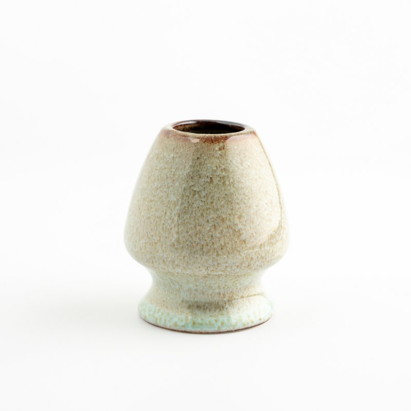 Holder for matcha beater