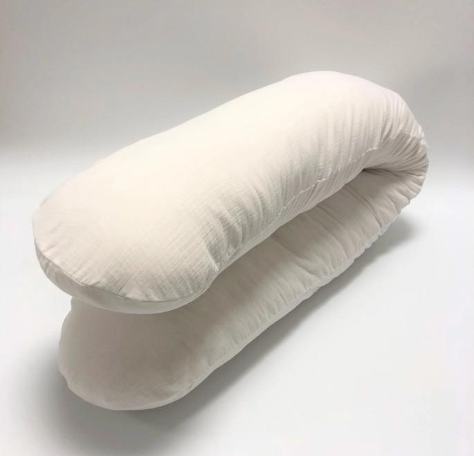 3 in 1 pillow / nursing pillow / side sleeper / positioning pillow