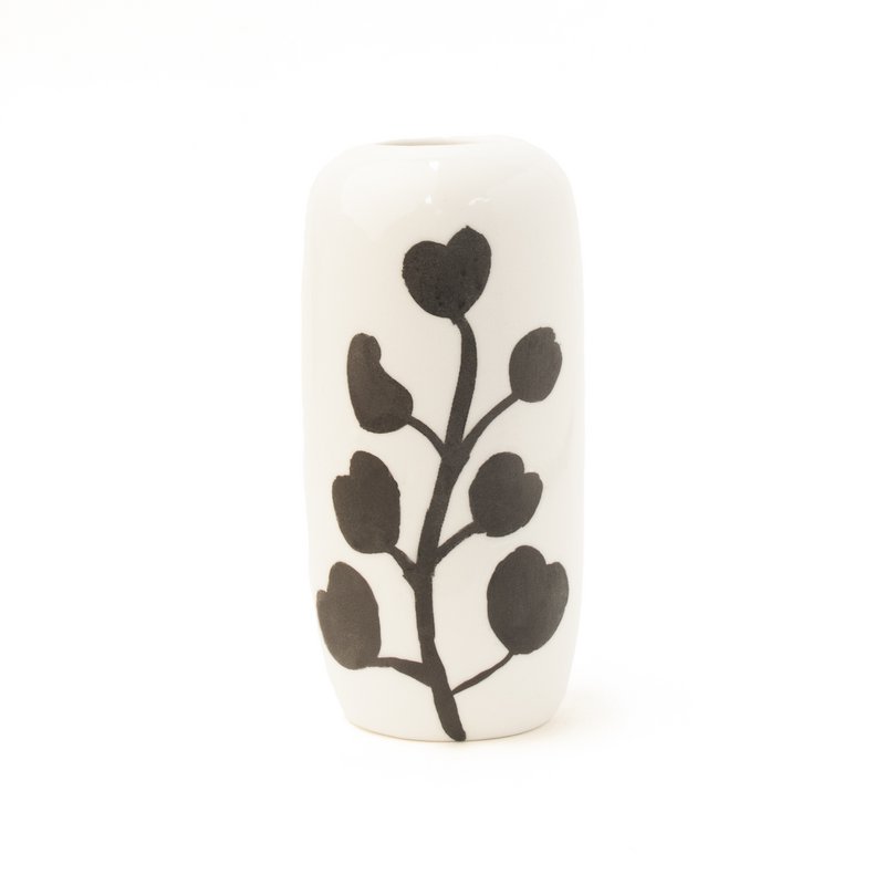 SMALL WHITE CERAMIC VASE HF