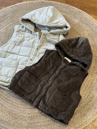 August Hoodie Vest (unisex)