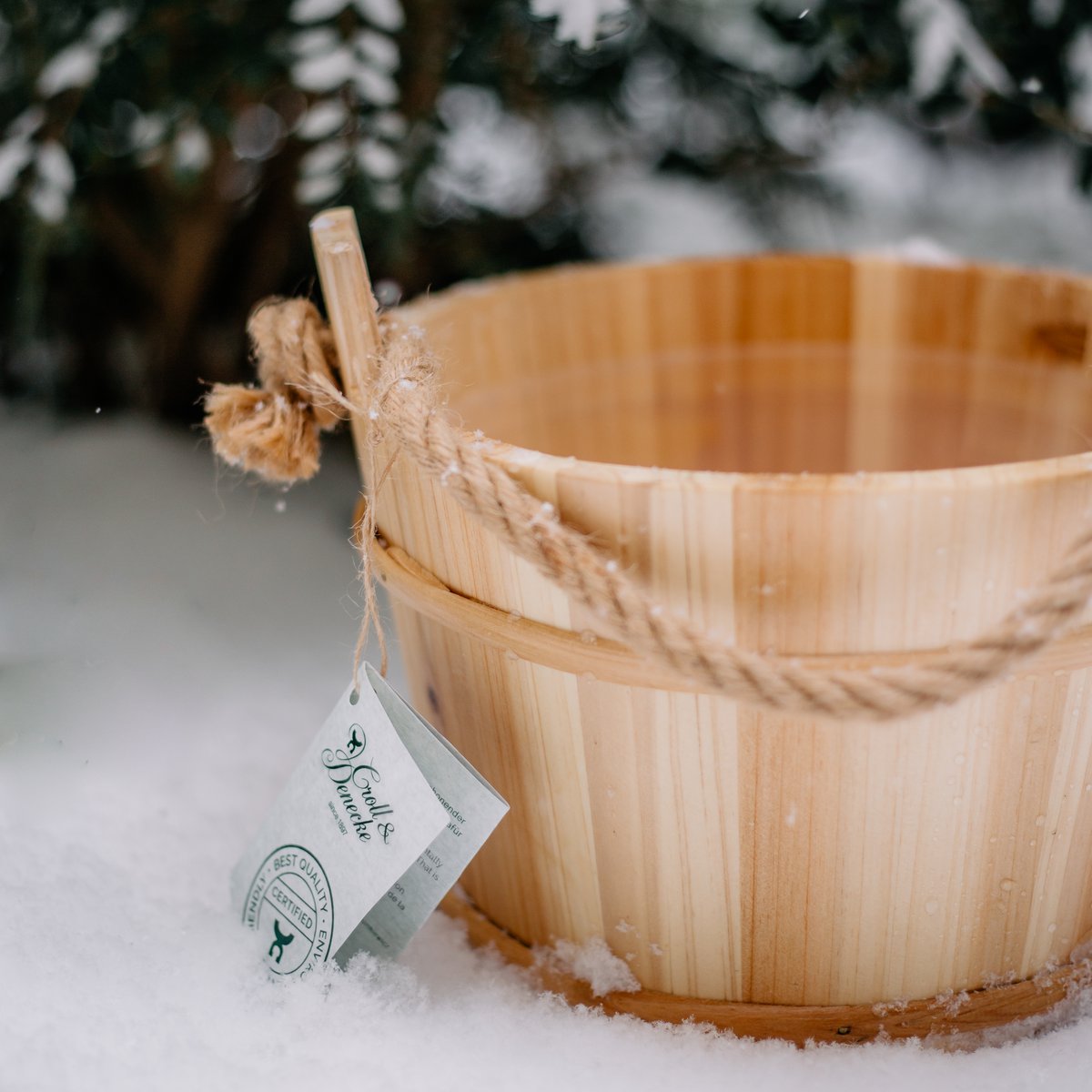 Wooden bucket (Sauna/Drinks)