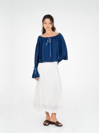 Kleine blaue Bluse