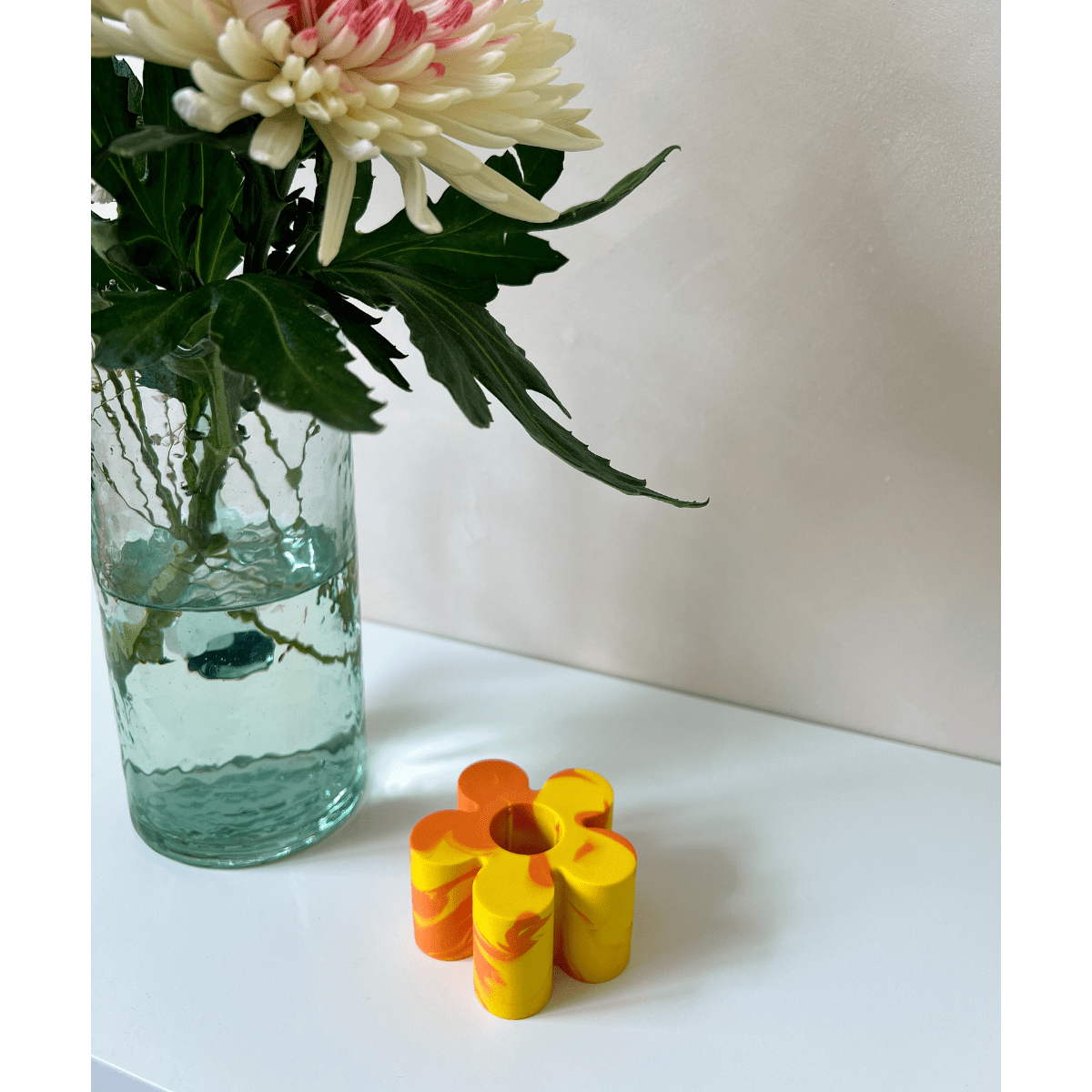 Flora Candle Holder - Swirl
