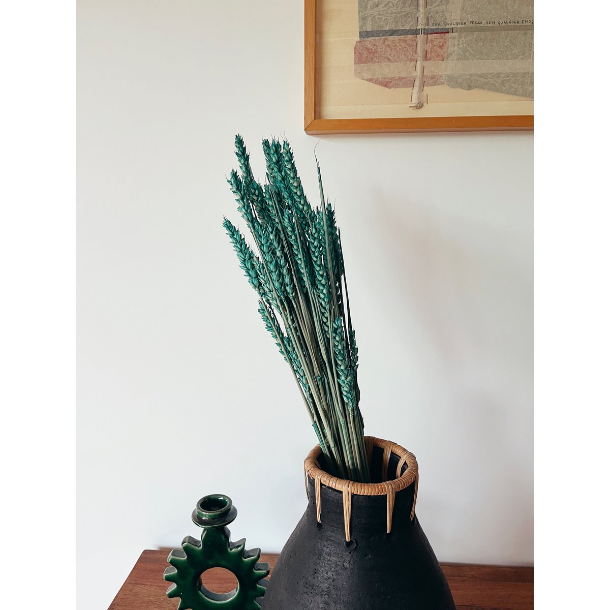 Fiori secchi verdi di grano