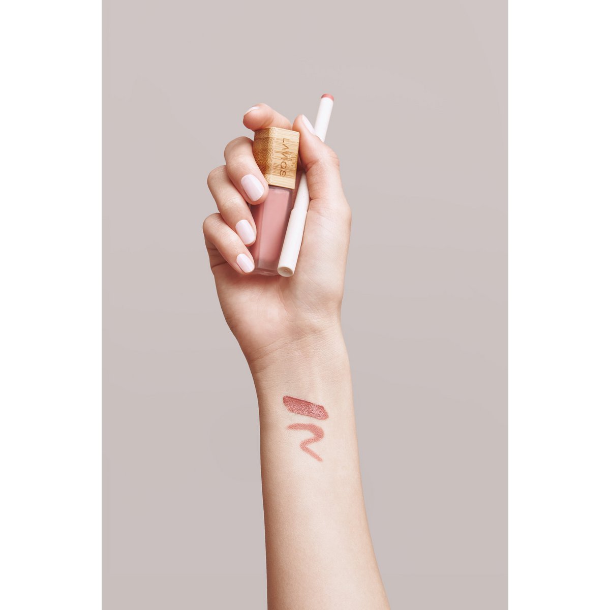 LIP LINER LIBERTAD