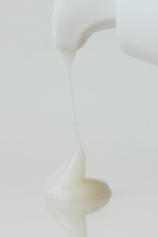 CALM | Biome Soothing Hyaluronic Milk Serum