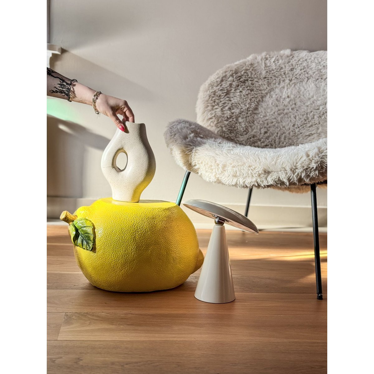 Lemon side table/stool