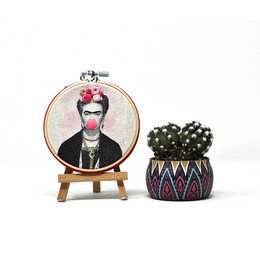 Frida Bubblegum