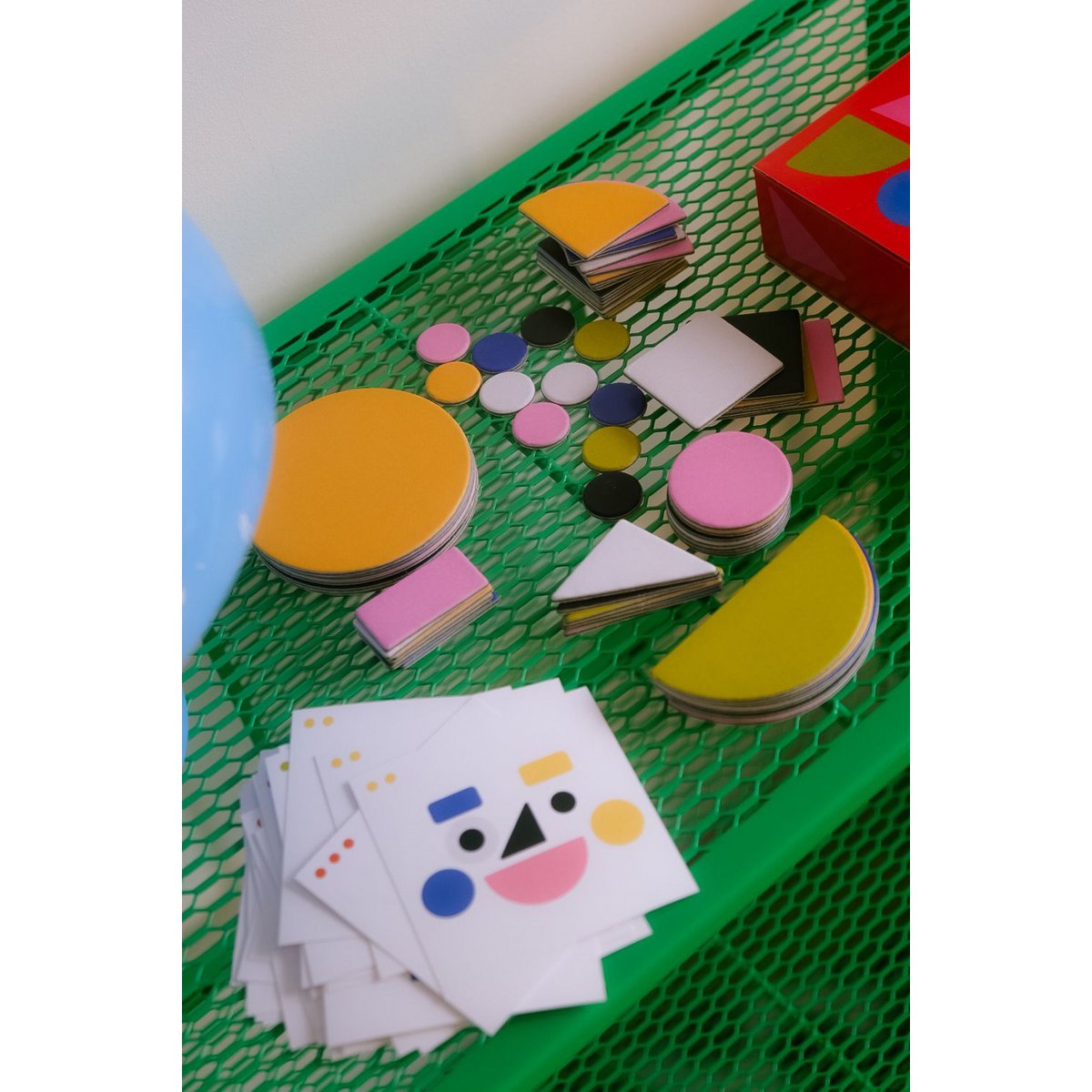 Puzzle Kształty - 60 klocków z 30 kartami