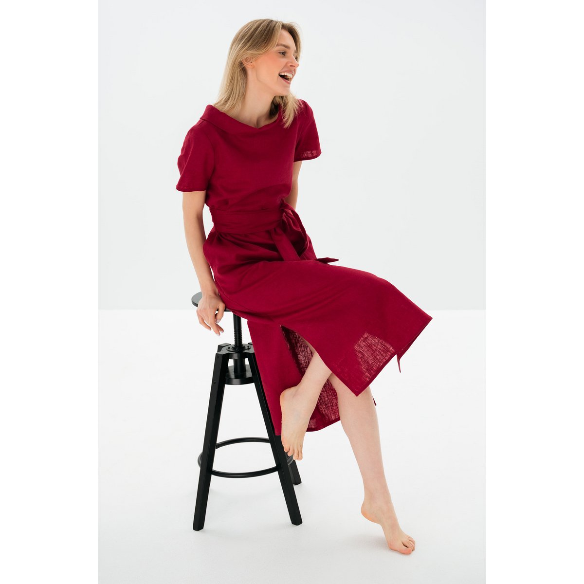 LONG STORY — Vestido midi de lino con cinturón y manga corta