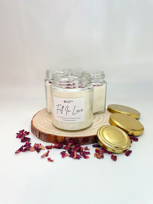 Fall In Love stearinlys duftende roser 250 ml - 40h