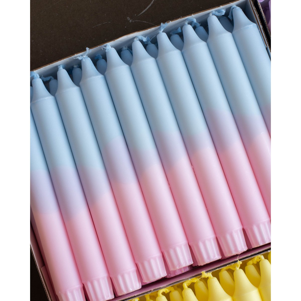 Taper kaarsen - twee/kleurig pastel