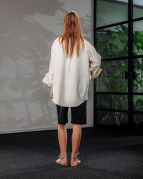 Chaqueta utilitaria con bolsillo de parche