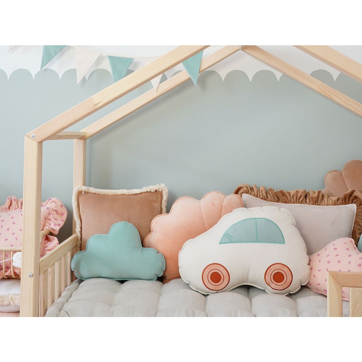 Oreiller Nuage en Velours pour chambre de bébé "Menthe"