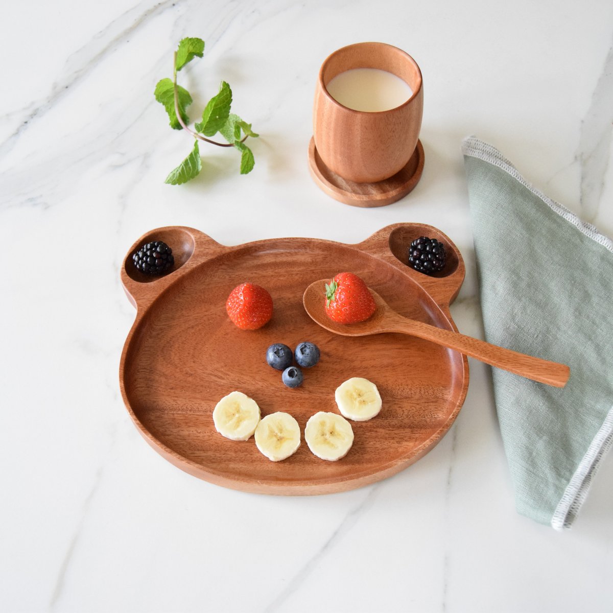 Handmade - Kids Plate - Bear - Eco-friendly - Khaya Wood