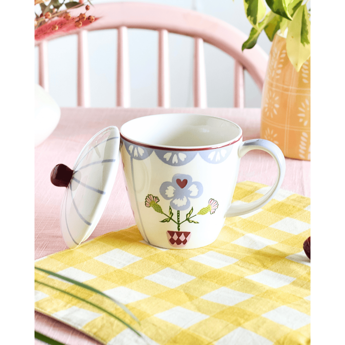 Handpainted Ceramic Coffee Mug With Lid - Floral Pattern, 385ml