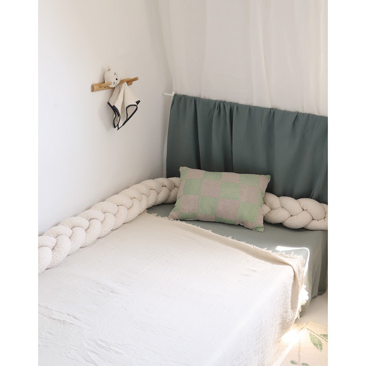 NouBy Creme geflochtene Betttour 3 Sders Bouclette
