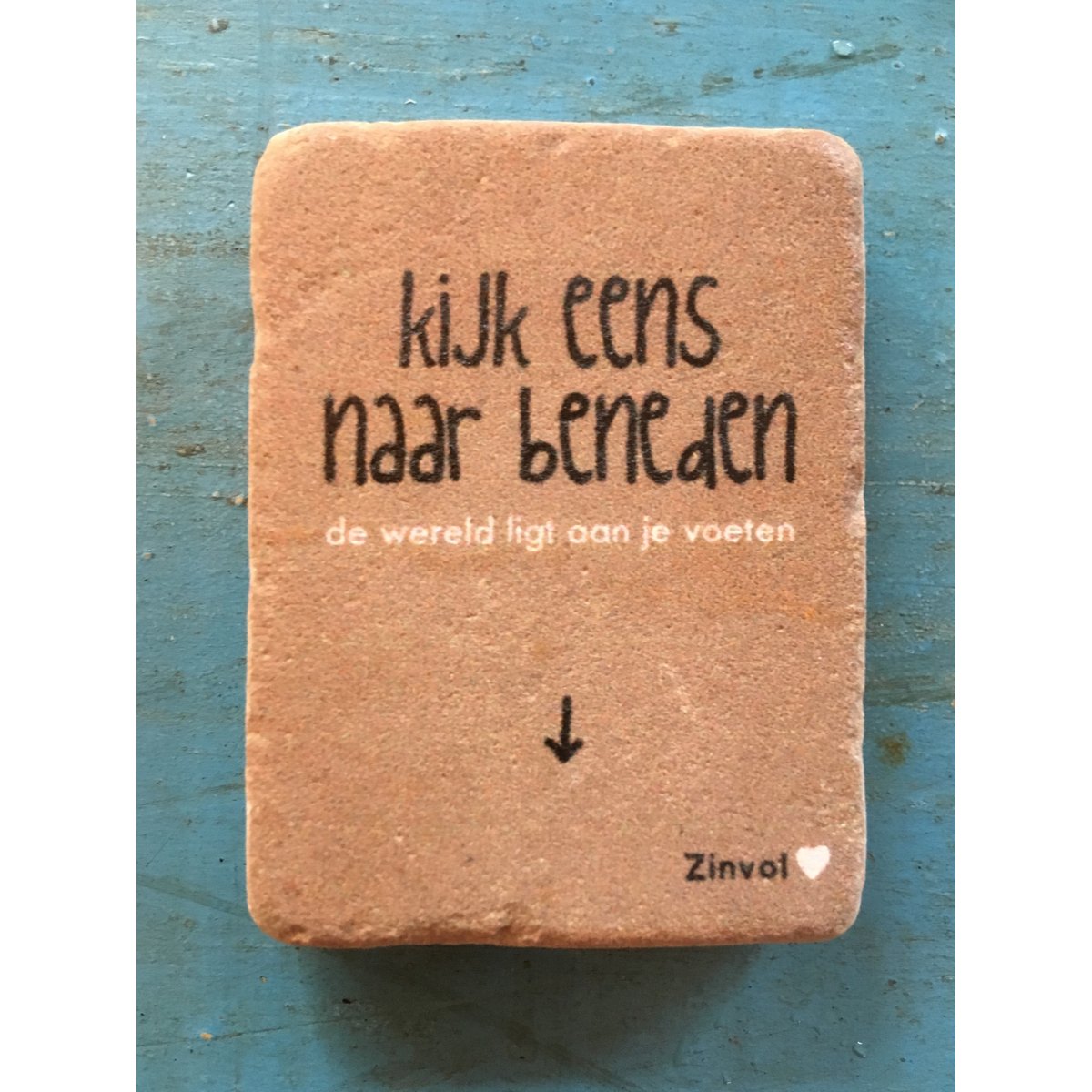 Kijk eens naar beneden de wereld ligt aan je voeten