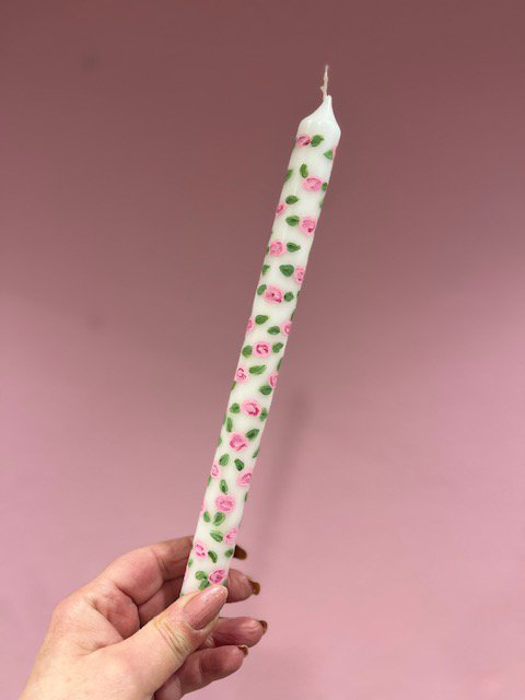 Hand-painted dinner candle White | Light pink roses