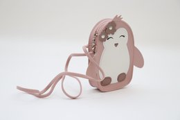 Lycchi shoulder bag - The adorable baby pinguin - pink