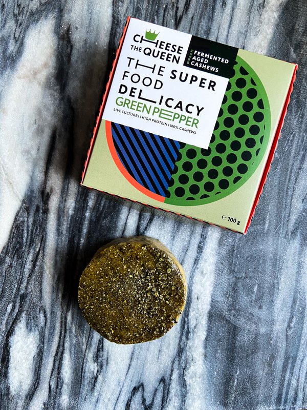 Cheese the Queen „Green Pepper“ Aged Delikatesse aus fermentierten Cashewnüssen