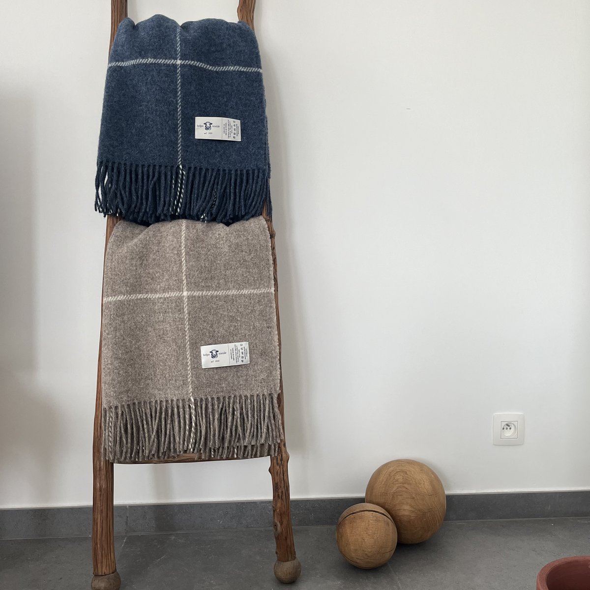 Square Plaids - 100% Virgin NZ Wolle - extra weich