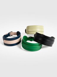 ARCH COLLAR LIGHT SAGE