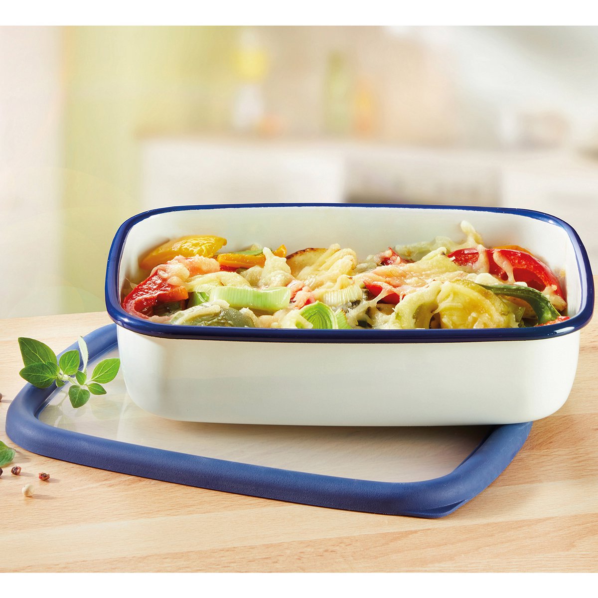 Flat enamel food storage container, L flat, 1.6L
