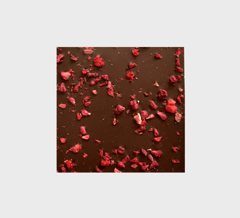 Schokolade mit roten Beeren 49 %