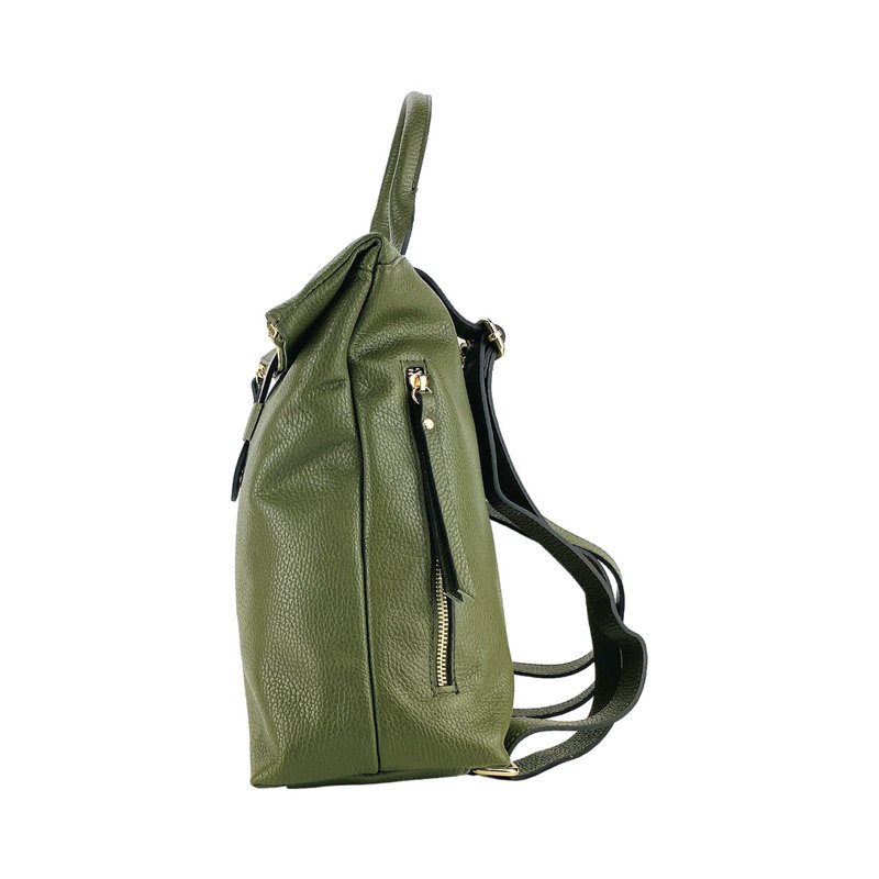 RB1021E | Soft women's backpack in genuine leather Made in Italy with adjustable shoulder straps. Zipper and accessories in shiny gold metal - Green color - Dimensions: 30 x 34 x 10.5 cm