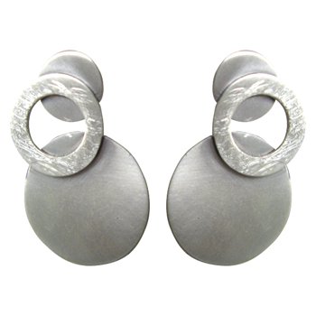 E 877 ear studs