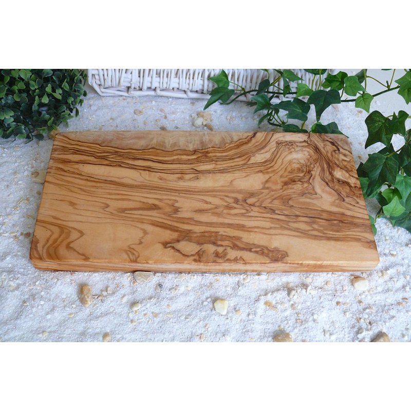 Square breakfast board 30 x 15 cm made of olive wood