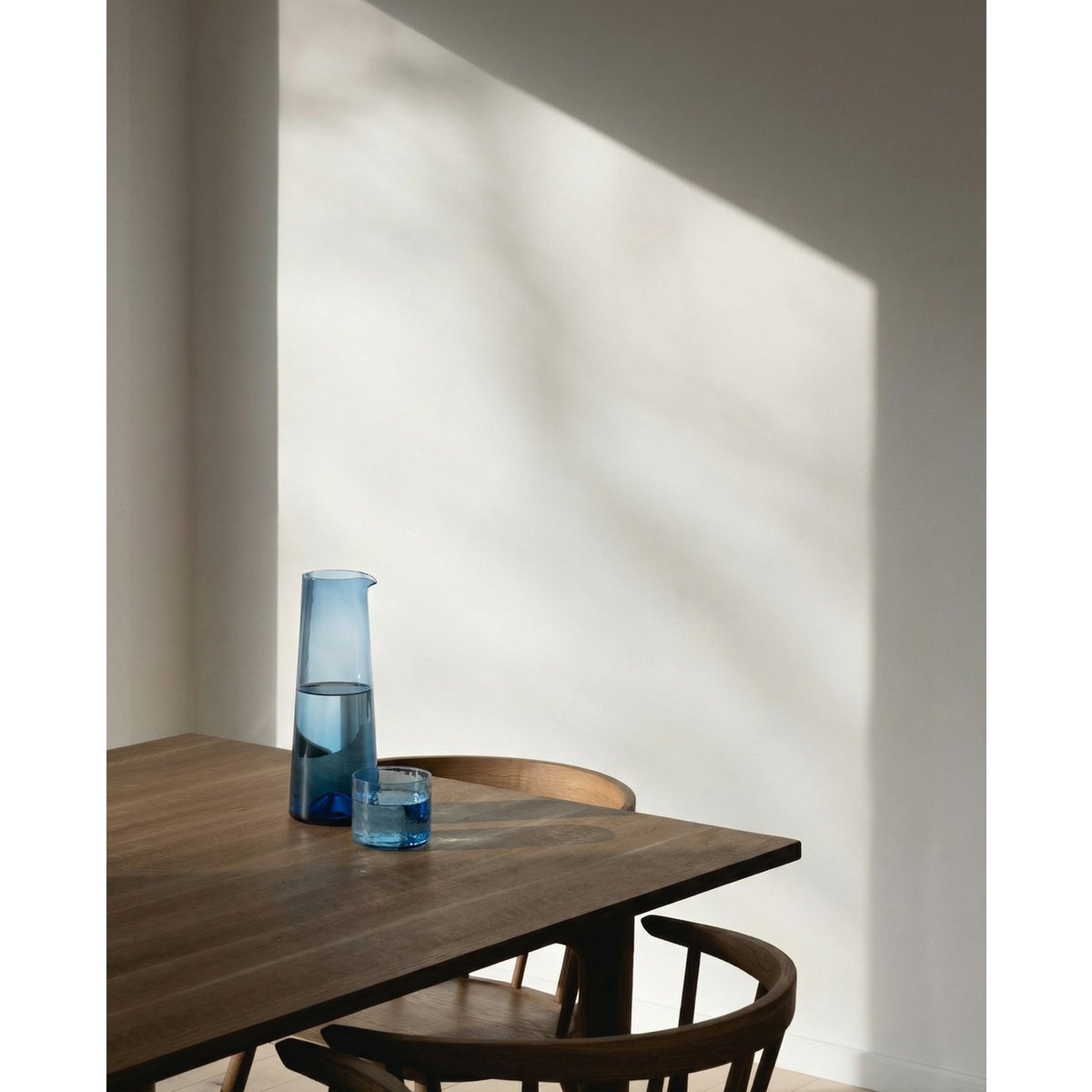 Die Azure-Karaffe – Blau