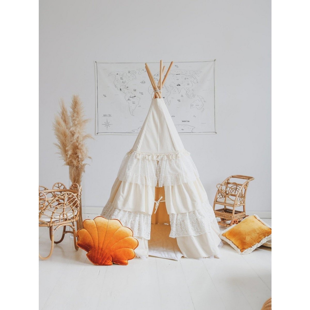 Set „Shabby Chic“ Tipi mit Rüschen und Blättermatte „Weiß“.