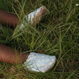Zapatos de bebé - margaritas