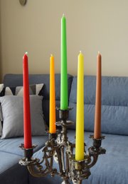 Bougie conique en cire d'abeille couleur pastel 10" - Faites votre mélange de couleurs