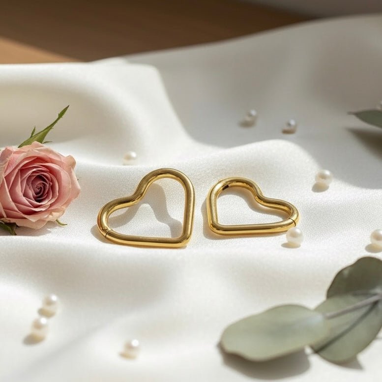 AIMÈ - Orecchini cerchietto a Cuore - Acciaio Placcato oro