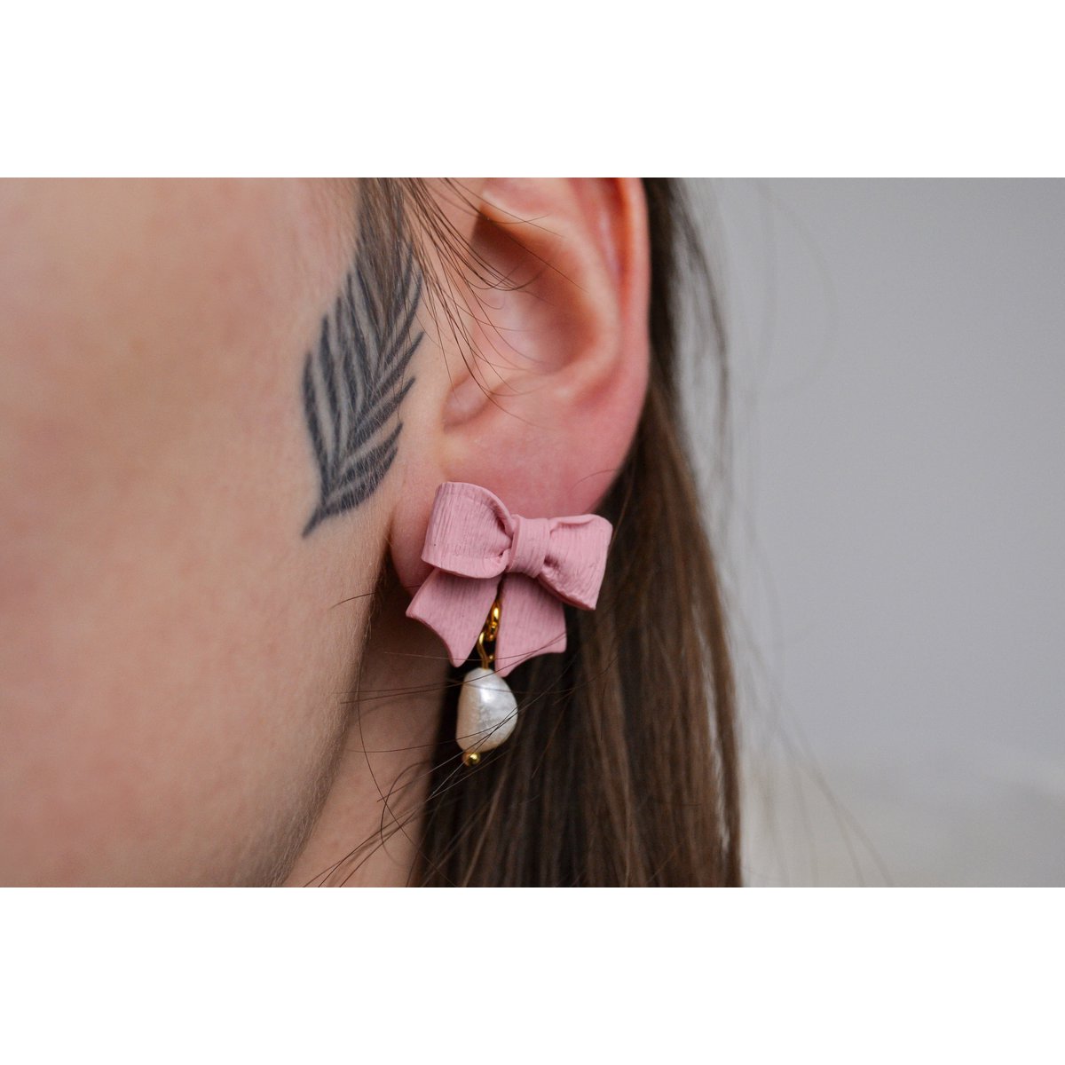Coquette oorbellen in roze