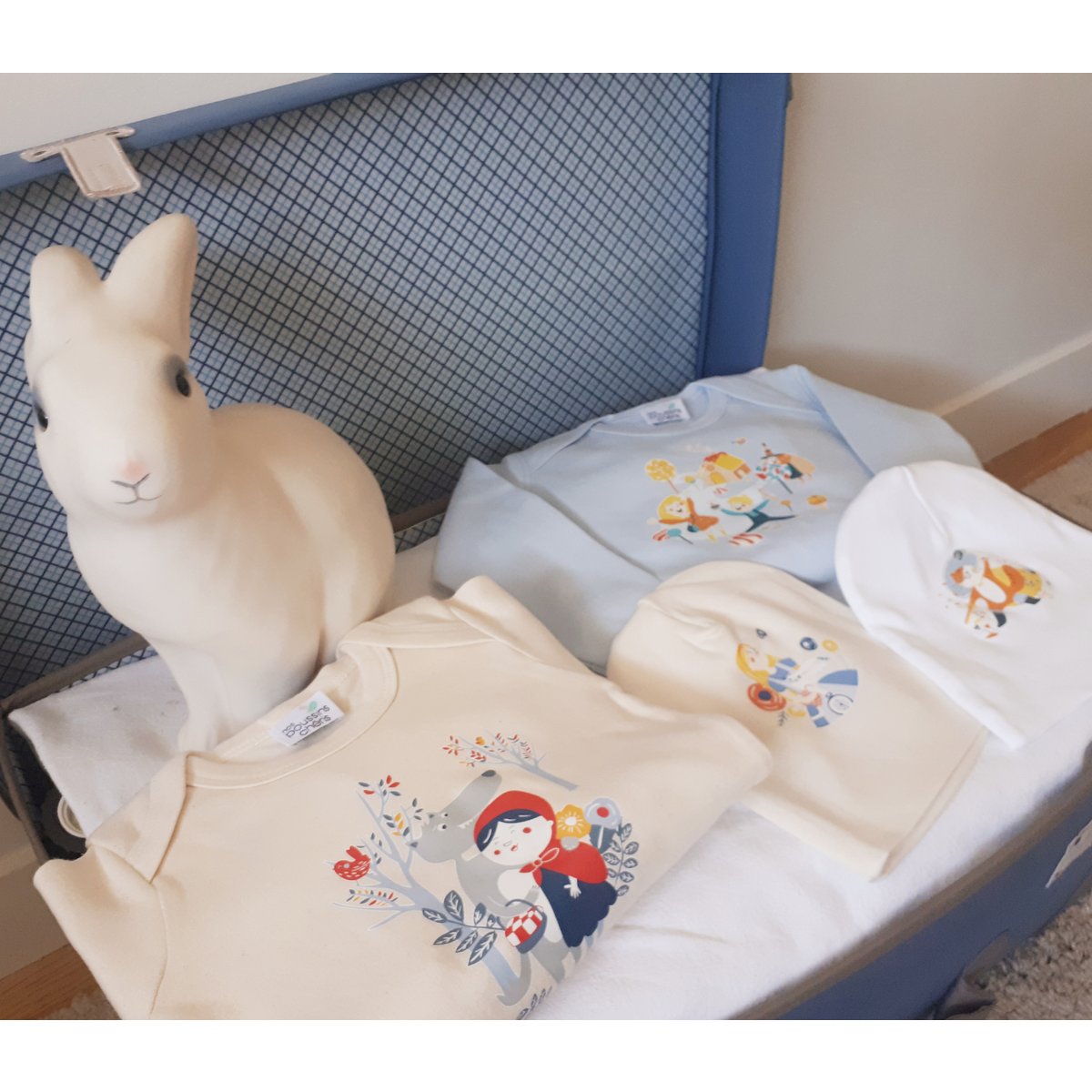 Pigiama celeste Hansel e Gretel 100% cotone biologico certificato OEKO-TEX
